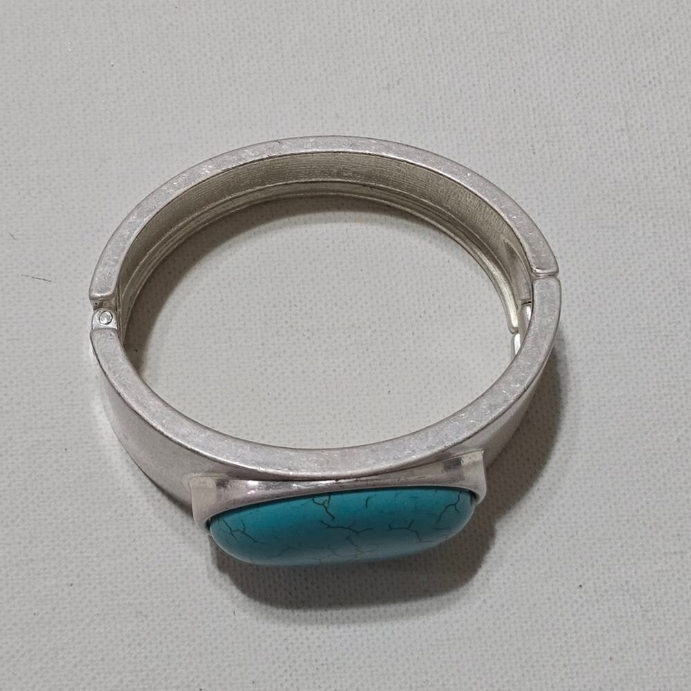 Vintage Turquoise And Silver Statement Large Hing… - image 3